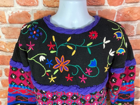 Vintage 80s 90s All Over Textured Funky Knit Textured Flowers