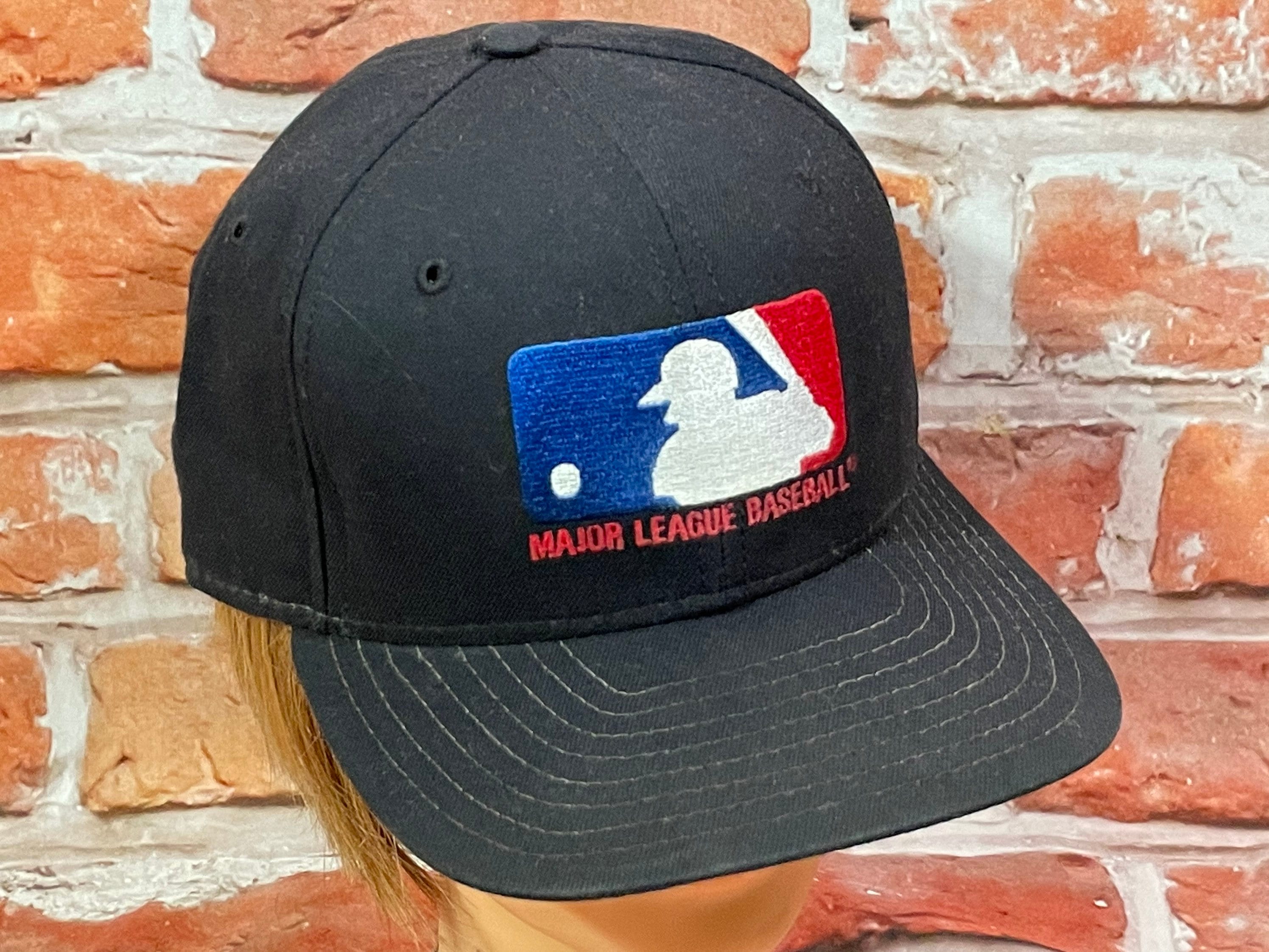 Vintage Major League Baseball Caps