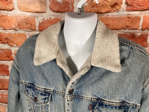 vintage worn-in Levis Sherpa Lined Denim Trucker … - image 4