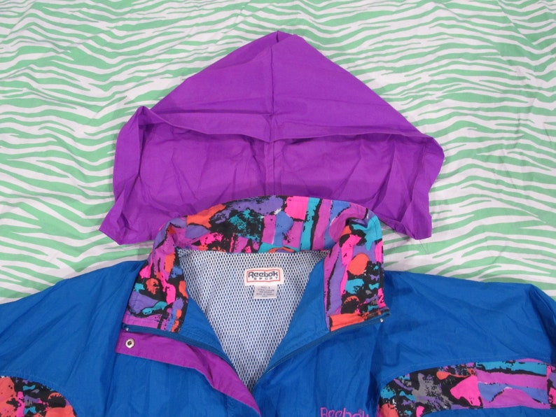 geometric colorblock totally 90s vapor wave Insane REEBOK SPORT vintage windbreaker jacket