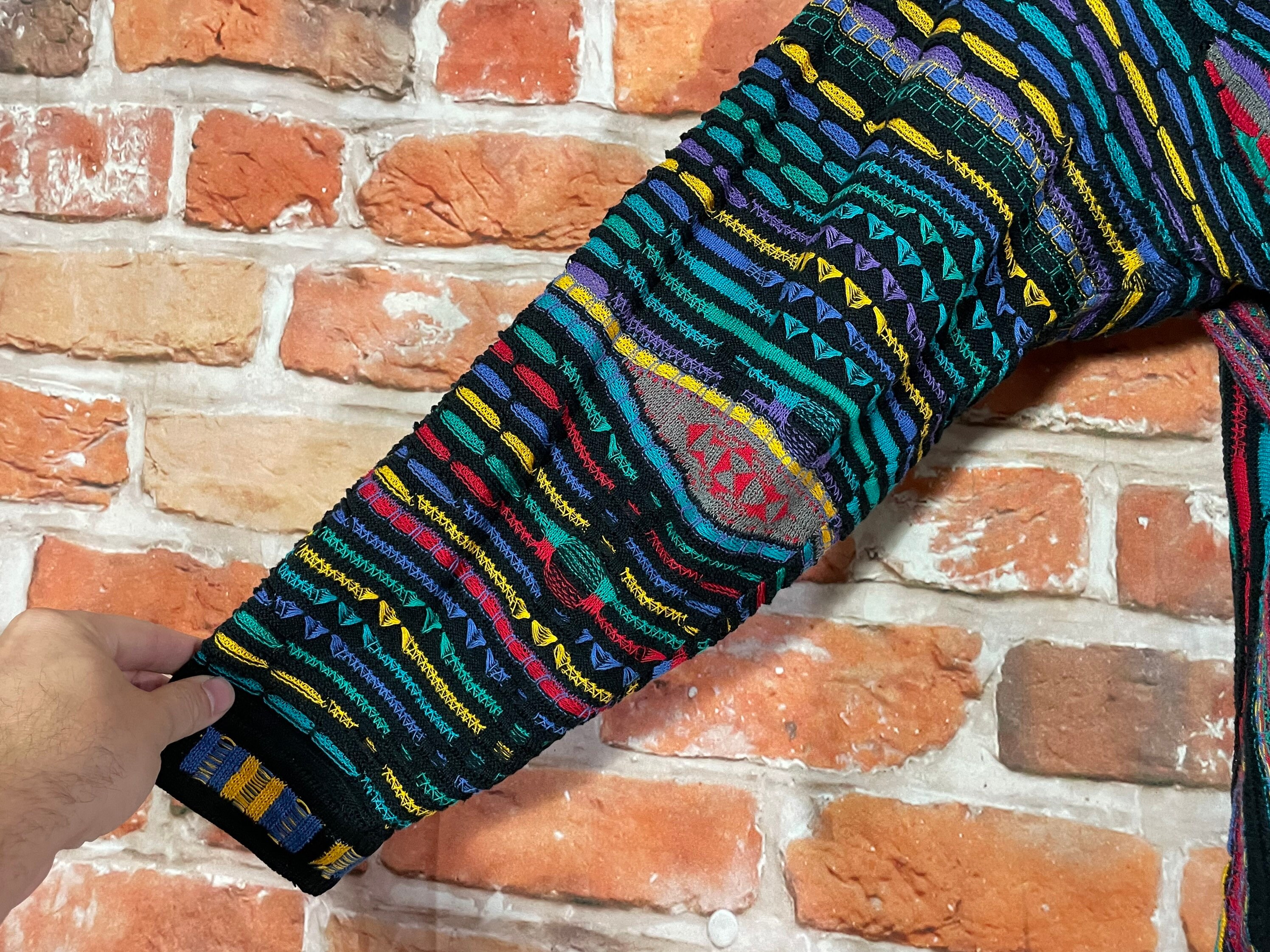 Vintage 90s Authentic Coogi Textured Funky Sweater - Sz XL Vintage 90s Authentic Coogi Textured Funky Sweater - Sz XL