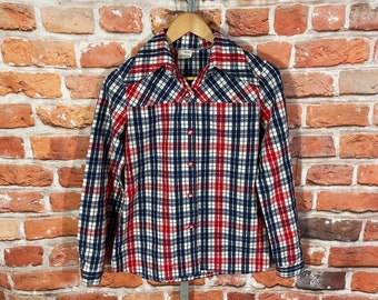 schöne 60er 70er JC Penney Dart Schmetterling Kragen funky Knopf unten Bluse - passt M/S - mod emo indie