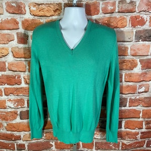 vintage mint green buttery soft acrylic sweater - sz L or M - 70s 80s emo indie mod grunge