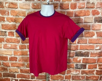 vintage 90s layered style magenta/purple shirt - sz L - single stitch emo indie grunge tee