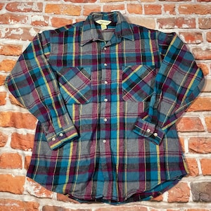 vintage 90s colorful rugged plaid flannel shirt - sz L - St Johns Bay - grunge emo indie skater