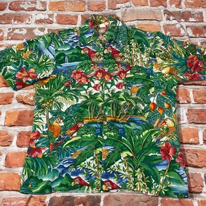 80s vintage Hawaiian tropical button down shirt - sz L - macaw parrot part loud all over colorful print
