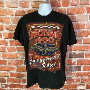 Vintage 1994 Brickyard 400 Shirt mit großem Aufdruck - Gr. XL - Single Stitch Nascar Tee Grunge