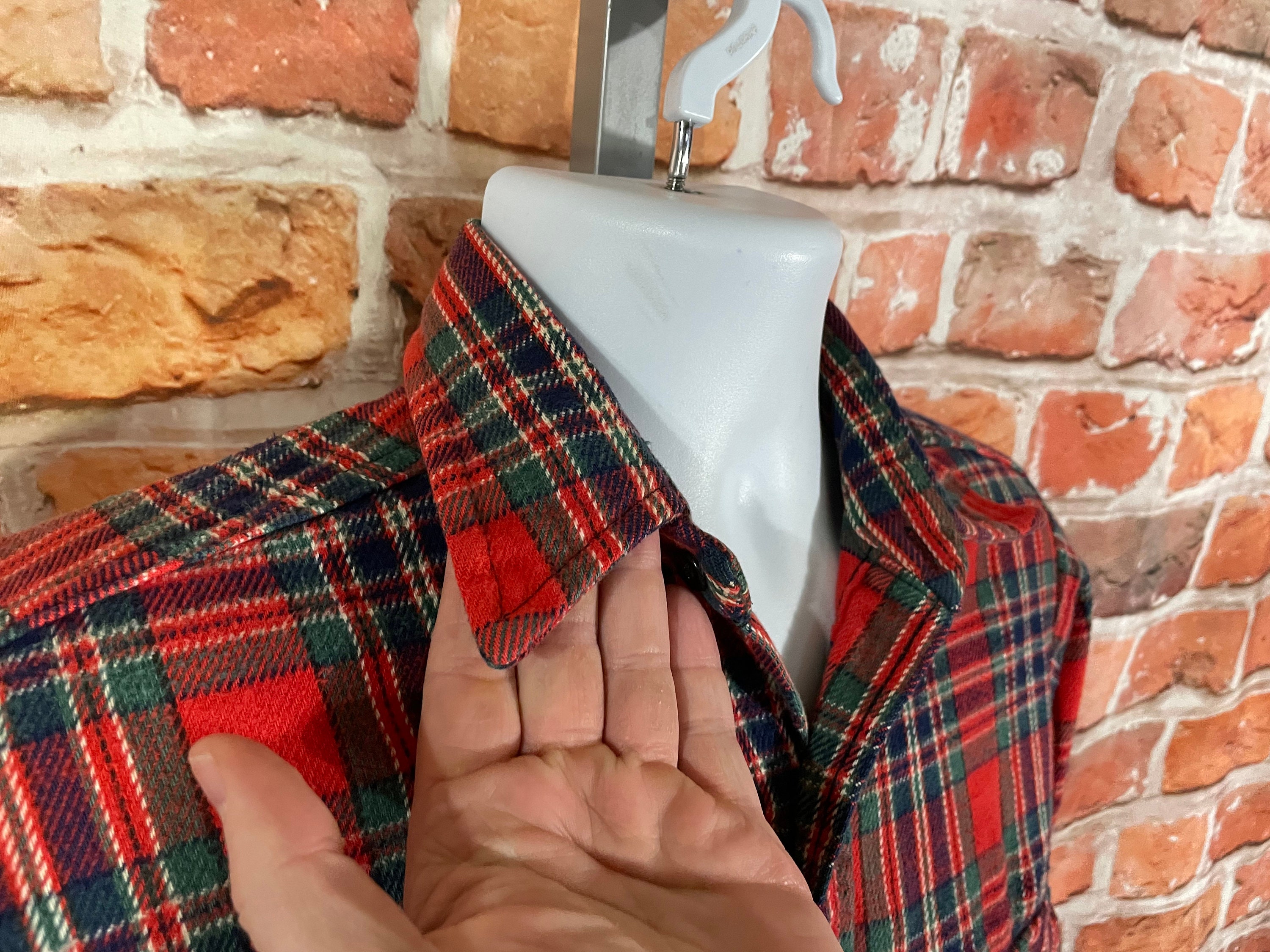 Vintage 70s Frostproof Flannel Shirt - Fits M/S - Grandpa Cabin