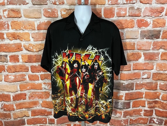 vintage Kiss all over print polyester button down… - image 1