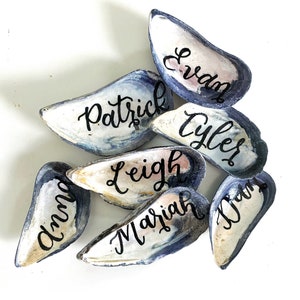 Mussel Shell Escort Cards, Mussel Place Cards, Mussel Wedding Favor, Calligraphy Mussel Favor image 2