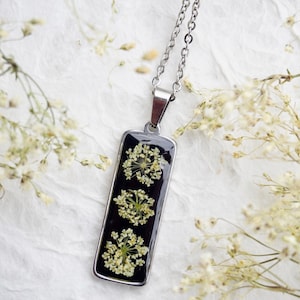 Real Pressed Queen Anne's Lace Necklace: Resin Rectangle Pendant