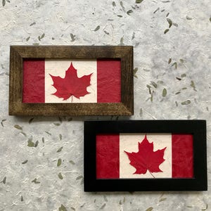 Kanadische Flagge - Echtes gepresstes Ahornblatt gerahmtes signiertes ORIGINAL Kunstwerk | Schwarz und Walnuss Rahmen. Kanadische Flagge Home Decor Kunstwerk
