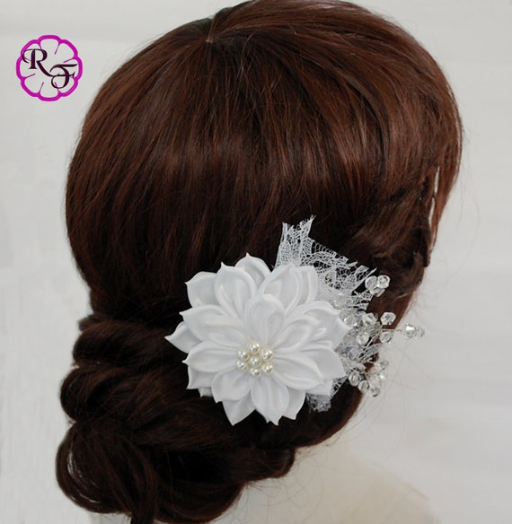 Bridal Hair Flower White Flower Wedding Hair Clip Kanzashi Flower Hair Clip Wedding Hair Flower Bridal Fascinator White Hair Clip By Rain Of Flowers Catch My Party
