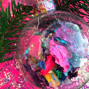 2025 Ornament with Glitter, Sequins and Acrylic Skin Pieces for Artist Gifts or Gifts for Painters