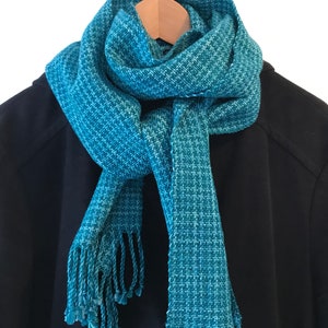 PDF Tutorial Teal Merino Scarf weaving project DIY craft pattern 12 dent Rigid Heddle Loom or 2 shaft instant download Color weave effect
