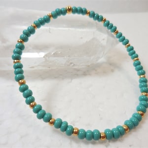 Seed Bead Bracelet, Turquoise Seed Bead Stretch Bracelet, Stacking Bracelet, Minimalist Bracelet, Turquoise and Gold Seed Bracelet, Beachy
