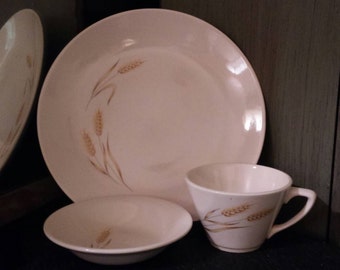 Vintage Wheat Pattern USA Pottery Dinnerware Set