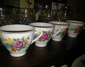 Vintage Porcelain Made In Japan Tea Cups Set of 4.
