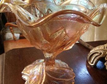 Imperial Glass wróg Lenox Acanthus liść opalizujący wzburzyć brzeg kompot