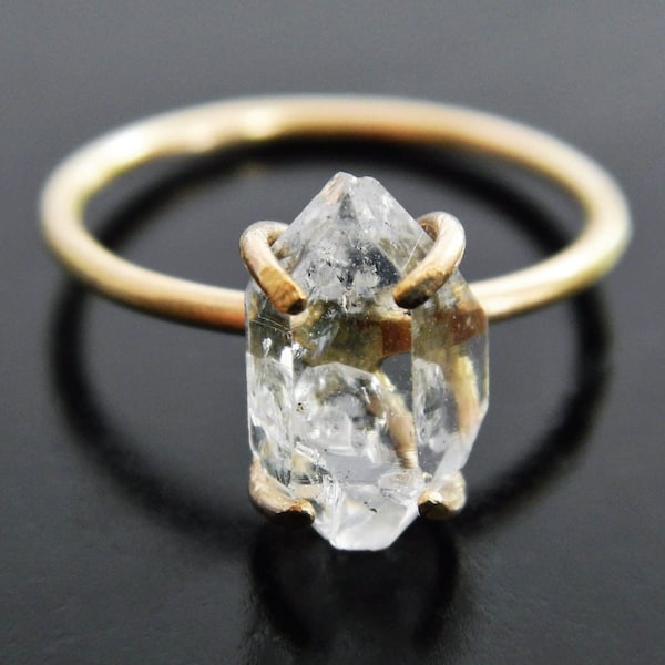 Herkimer Diamant Quarz Kristall Verlobungsring - Roher Kristall Ring - Massiver Gold Ring - Gefüllter Gold Ring - Quarz Ring - Rohstein Ring
