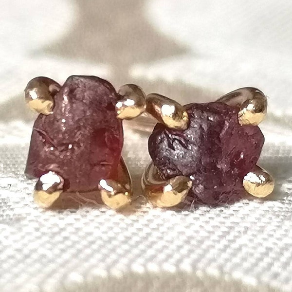 Delicate Rough Garnet Crystal Stud Earrings - January Birthstone Gifts - Mother's Day Gift - Raw Stone Jewelry - Gift for Mom - Gaia's Candy