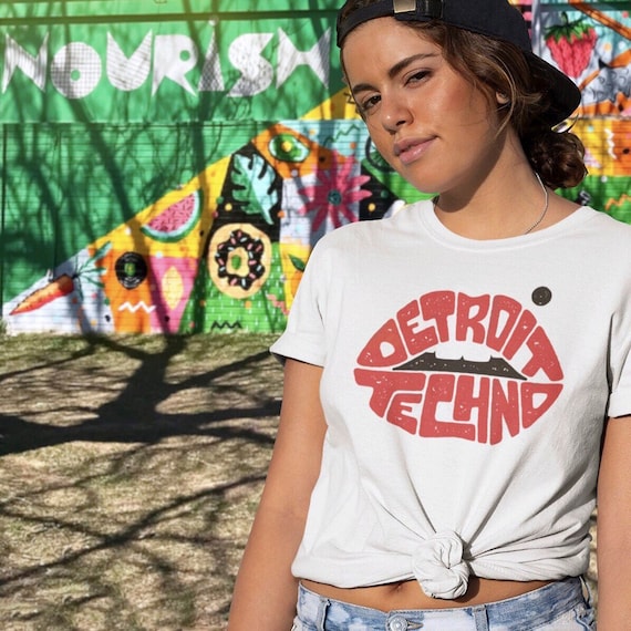 Detroit Techno Shirt with Lips | White Tee | Festival Fashion | Rave Shirt | Gift for Techno Lovers | Unisex T-Shirt | I Club Detroit