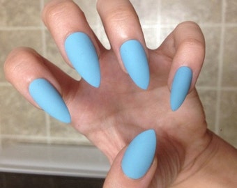 sky blue || false nails, set of 20 || tools for application included || press ons, glue on nails, press on nails, fake nails, stick on