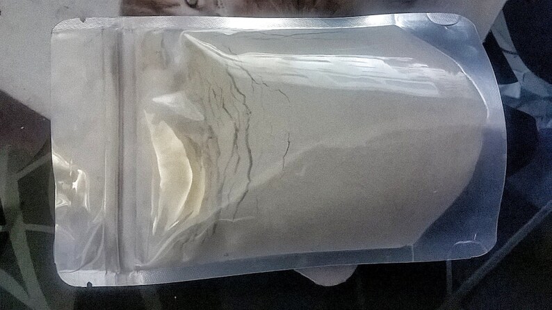 Cosmetic Grade Bentonite Clay, 5 oz pouch Free Domestic Shipping image 2