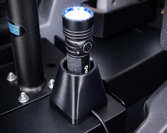 Base de carga magnética para Olight Seeker 4 Pro / Soporte para vehículos patrulla / Soporte para cargador de linterna