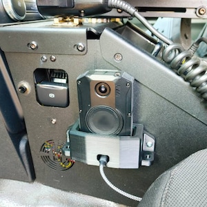Station d'accueil pour appareil photo portable compatible avec Axon Body 3 ou 4 BWC, station d'accueil pour la police ou les détectives.