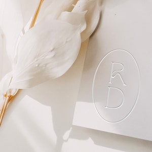 Modern Wedding Monogram, Chic Logo, Stylish Wedding Couple Logo ...