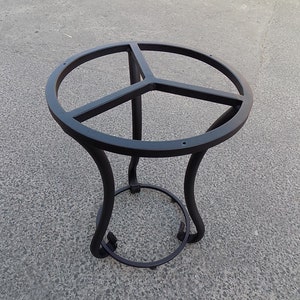 Table base / table legs / coffee table legs / metal table legs / pedestal table base / table