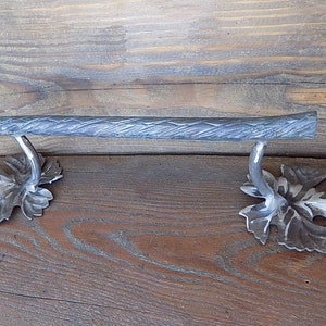 Designer&#39;s Iron Handle / Antique Style Handles / Barn Door Hardware / Barn Door Handle / Door Pull / Door Pull Heavy Duty / Rustic Knobs