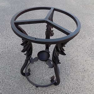Table base / table legs / coffee table legs / metal table legs / pedestal table base / table