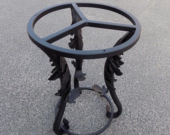 Table base / table legs / coffee table legs / metal table legs / pedestal table base / table