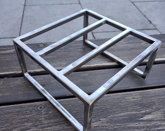 Modern Metal Plant Stand, Industrial Indoor Outdoor Riser,Loft Style Home Decor, Minimalist Home Decor Gift.