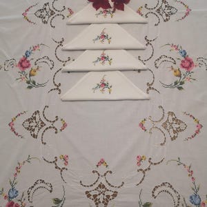 Beautiful Vintage Cross Stitch  Tablecloth  Rectangular
