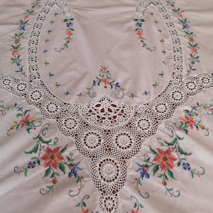 Beautiful Vintage Handmade Cross Stitch and lace Tablecloth  Rectangular.