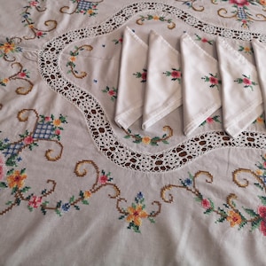 Beautiful Vintage Cross Stitch Flowers  Tablecloth  Rectangular