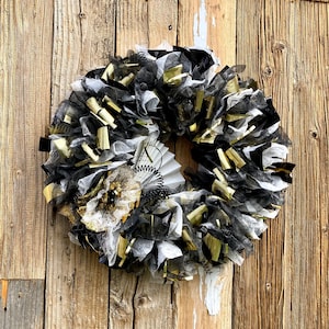 Corona navideña de hoja secadora reciclada de 18&quot; / Decoración de Nochevieja en blanco y negro dorado reutilizado / Tema de los Oscar de graduación interior/exterior reciclado