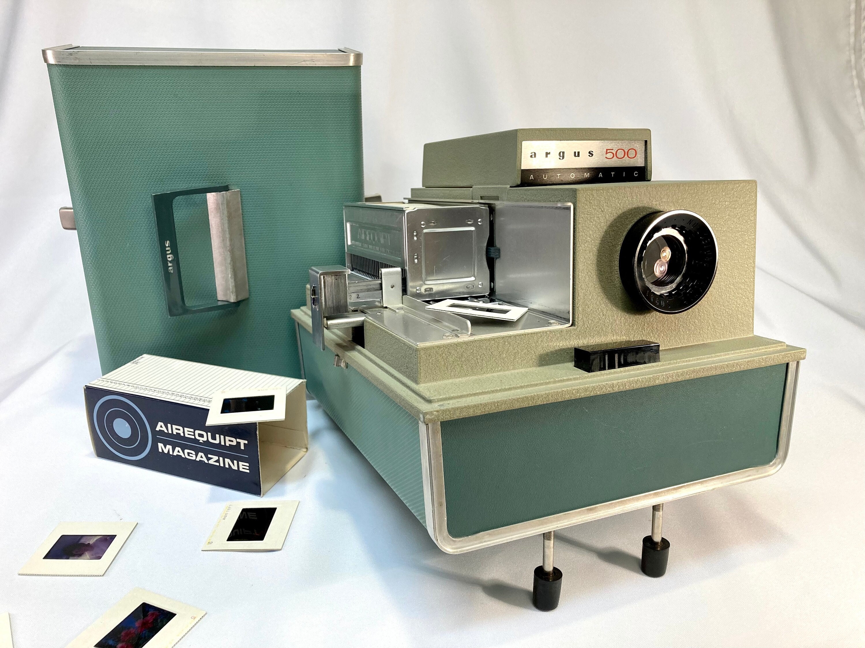 Argus Slide Projector w/Rotating Stage & Case 4in projection works