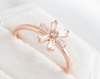 Rose Gold Daisy Ring, Flower Ring, Girlfriend Birthday Gift, Baguette Ring, Adjustable Rings for Women,