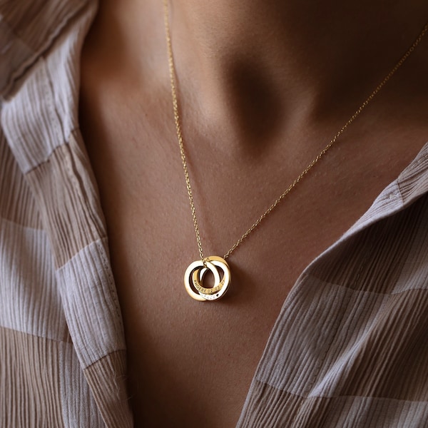 Collier de famille personnalisé, collier cercles entrelacés, collier 2 3 4 anneaux avec noms d'enfants, collier anneaux russes, cadeau pour maman