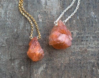 Raw Crystal Necklace, Sunstone Necklace, Good Luck Gift for Her, Raw Gemstone Necklace, Sacral Chakra Necklace, Sunstone Jewelry