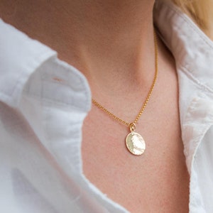 Small Gold Coin Necklace, Dainty Gold Disc Pendant Necklace, Minimalist Layering Necklaces for Women Great for Everyday