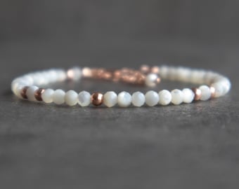 Mother of Pearl Bracelet, June Birthday Gifts for Her,Bridal Pearly White Beaded Bracelets for Women, Dainty Bracelet in Rose Gold & Silver