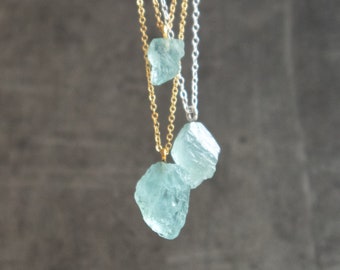 Raw Aquamarine Necklace, Crystal Necklace, March Birthstone Necklace, Birthday Gifts for Her, Raw Crystal Pendant Necklace, Gift for Women
