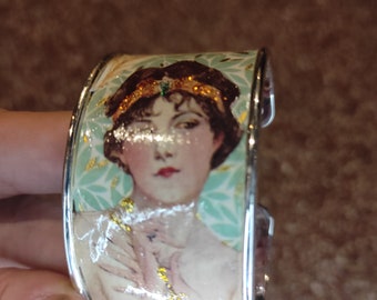 Bracelet cuff in silver brass collage portrait paper of young woman nude Victorian style on turquoise blue background and flowers "VICTORIA"