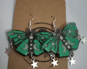Mondmotte Ohrringe, Harz Ohrringe, Silber Charms, niedlich