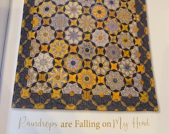 Raindrops are Falling on my Head from The Millefiori Quilt Book 4 - Hand Quilting Templates - English Paper Piecing
